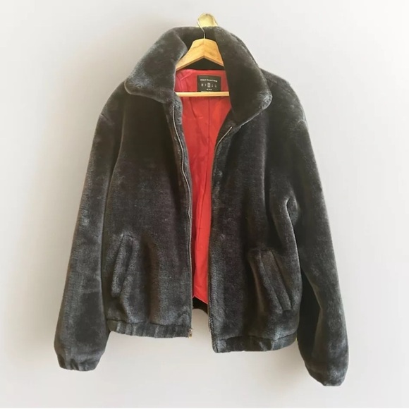 Urban Outfitters Faux Fur Womens Jacket Size Medium Black Soft Fuzzy Full Zip - Picture 1 of 12